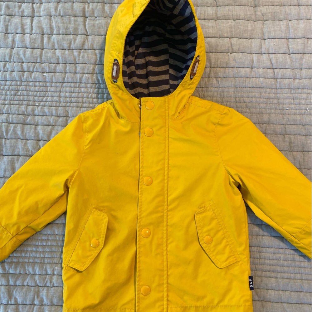 GAP rain jacket size 2T
